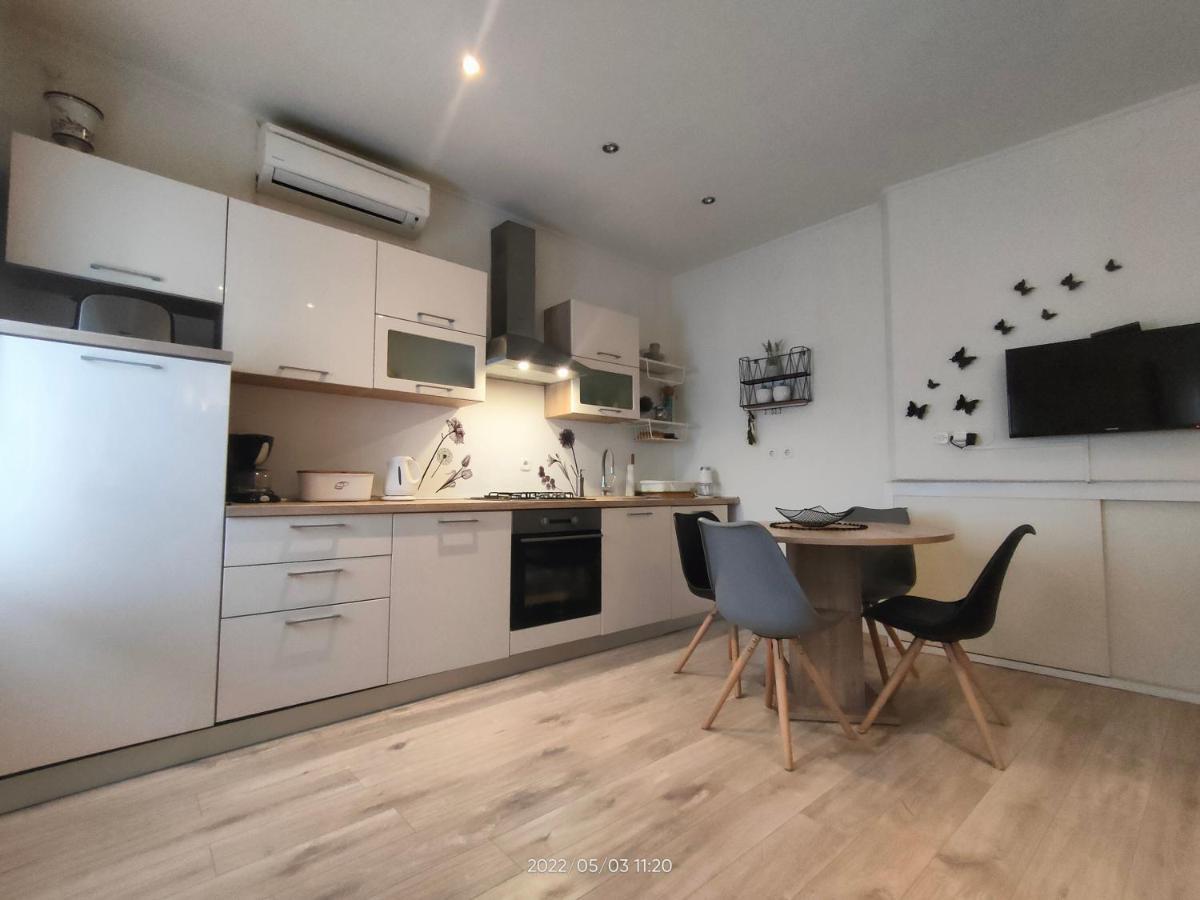 Studio Placa Punat Extérieur photo